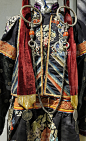 蒙古传统服装-蒙古