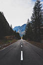General 4000x6000 water mountains road trees