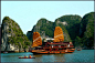 最新评出的“世界新七大自然奇观”
越南下龙湾美景 
