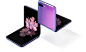 两款正反面展示的Galaxy Z Flip手机，分别以不同角度倾斜与折合，屏幕壁纸清晰可见，有如鲜花绽放，各视角一览无余。