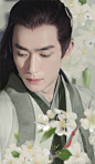 修图 / 朱一龙 / 公子景
微博：你的美貌会杀人