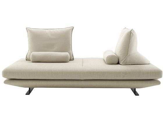 Prado sofa with move...