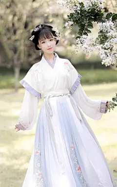 华夏有衣—汉服 - 堆糖，美图壁纸兴趣社区