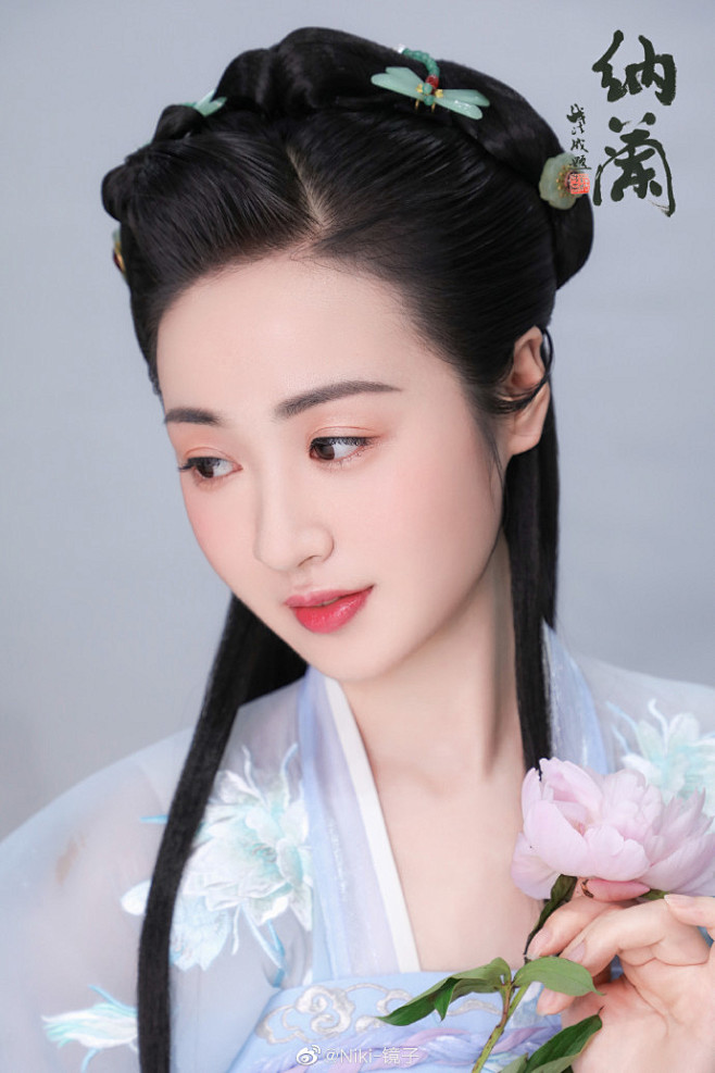 Niki-镜子的照片 - 微相册