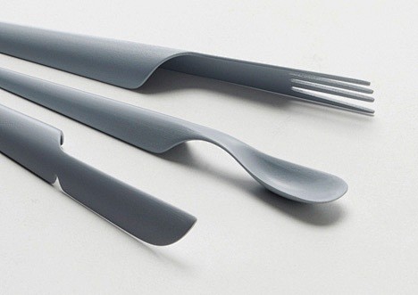 Plastic tableware