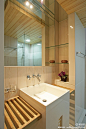 木质元素的卫浴间，很有洗桑拿的感觉 更多美家灵感尽在美丽家。