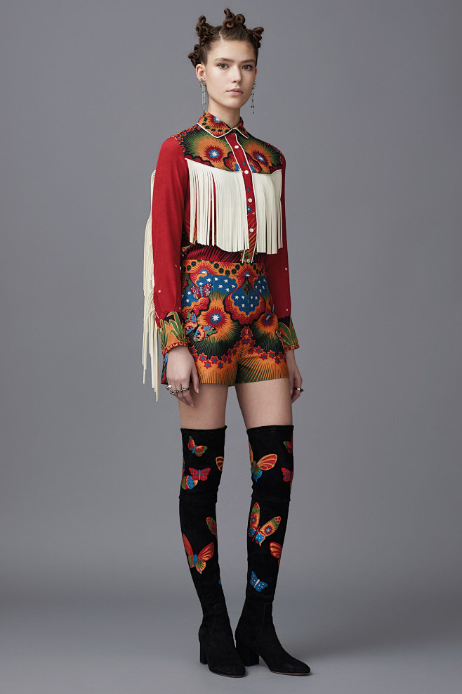 Valentino Pre-Fall 2...