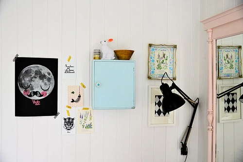 室内装饰内的花瓣采集图片-午后三点钟