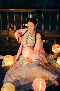 Moonbo采集到少女颜（东方）