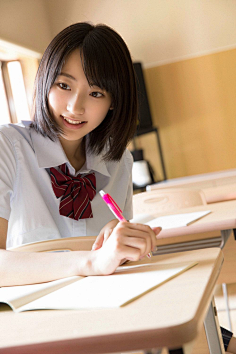 清纯美女-花瓣网|陪你做生活的设计师 | 岛崎遥香