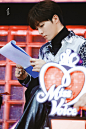 陈立农超话 #陈立农这样唱好美# 

191127 这样唱好美录制 HD 18P

这世界光怪陆离 你是和时间共享的唯一

@陈立农 ​​​​