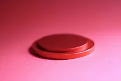 高清图片红色展示托盘壁纸舞台静物818A0134 – 饿狐背景网站-微距高清设计素材免费图片下载海报壁纸摄影背景素材，背景图，背景墙，背景板，背景图片，背景纹理，背景板设计，背景材质，背景大图