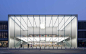 Apple旗舰店，城市人工构筑物与自然关系,Apple Store Westlake, Hangzhou / China. Architecture: Foster + Partners. Image: © Nigel Young