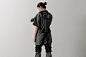 This exoskeleton-like back support lets you lift heavy objects while keeping your back safe - Yanko Design : If your work involves regularly carrying heavy things around, then your back is most likely one of your body parts that suffers. I don't have a jo