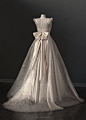 Wedding Dress, Nara  Swan : Model : Maya / Marvelous Designer / Zbrush 
Texture : Substance Painter / Photoshop
Render / Lookdev : Arnold