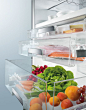 #Siemens #refrigerators keep fruit and vegetables fresh up to 3 times longer. // Siemens-Kühlgeräte halten bis zu 3x länger frisch. #Kuehlschrank #refrigerator #enjoysiemens