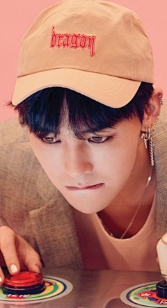 【GD权志龙清爽夏日画报公开 男友风很迷人】GD权志龙清爽夏日画报公开！好幼齿好男友，好看到起飞！壁纸 明星 帅哥 男神 韩流 服饰 写真 Bigbang 拍摄 画报
