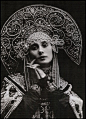 老照片I美人与珠宝
留存于黑白影像中的翩跹姿态…
Russian Ballet Dancer Anna Pavlova
#遇见艺术# ​​​​