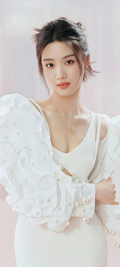 樊非凡采集到女