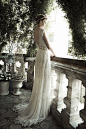 V领婚纱  蕾丝婚纱 Lihi Hod Spring 2014 Wedding Dresses