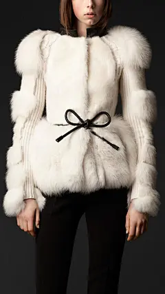 Burberry巴宝利  