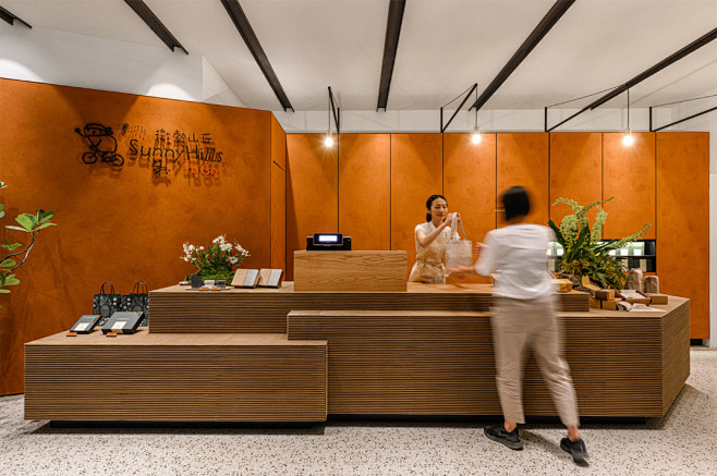 纪念品店微热山丘 Sunnyhills ...