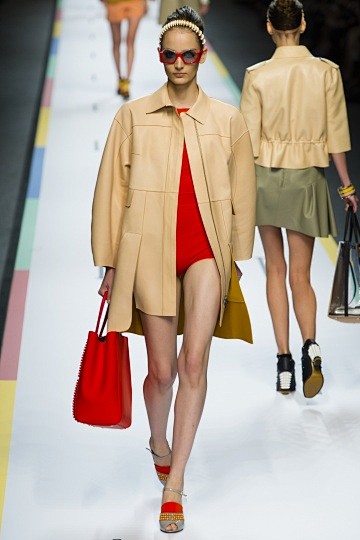 Fendi2013春夏高级成衣发布秀_2...