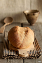晨间话题：说说自己喜欢吃的面包品种，以及推荐的面包店。#了不起的面包#