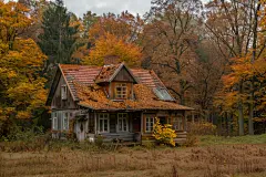 风景绝美的山中小屋