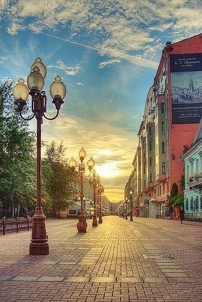 喜欢在黄昏一个人漫步。。 #景点# #城...