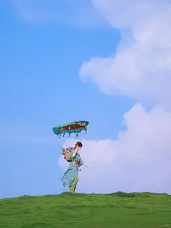 “我这种小人物，三千世界数不胜数。” - 小红书