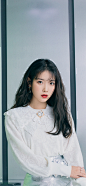 IU