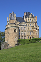 00_1050_Brissac-Quincé_-_Schloss_Brissac_(Château_de_Brissac).jpg (1616×2424)