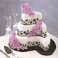 Beautiful and tasty wedding cake..