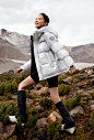 2022年波司登秋冬新款黑白定位雪山男女同款连帽时尚短款外套-tmall.com天猫