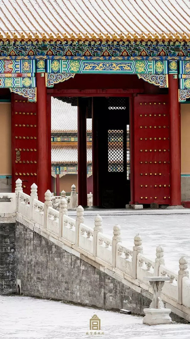 【绘画参考】古城雪景参考~初雪下了，冬天...