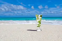 鸡尾酒,海洋,水,天空,度假胜地,水平画幅,沙滩派对,无人,游泳池,含酒精饮料