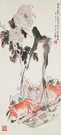 王道良先生工笔画作品选

       王道良 1936年12月出生，男，汉族，上海市人，安徽省美术家协会会员、安徽省书画研究会艺术顾问、江
苏省江都书画院名誉院长、中国国画院名誉院长(北京)、安徽新华学院特聘教授、中原书画研究院高级艺术顾问、
安徽省合肥市美术家协会理事。早年肄业于上海美专，师承岭南派大师黄幻吾先生，经四十余年刻苦探索，尤以
工笔花鸟为专长，其作品色彩绚丽，气韵生动，雅俗共赏，揉南北二派之长，源西画素描之理，中西合壁，形成
了自己独特的艺术风格。