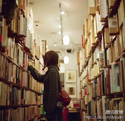 安静的图书馆