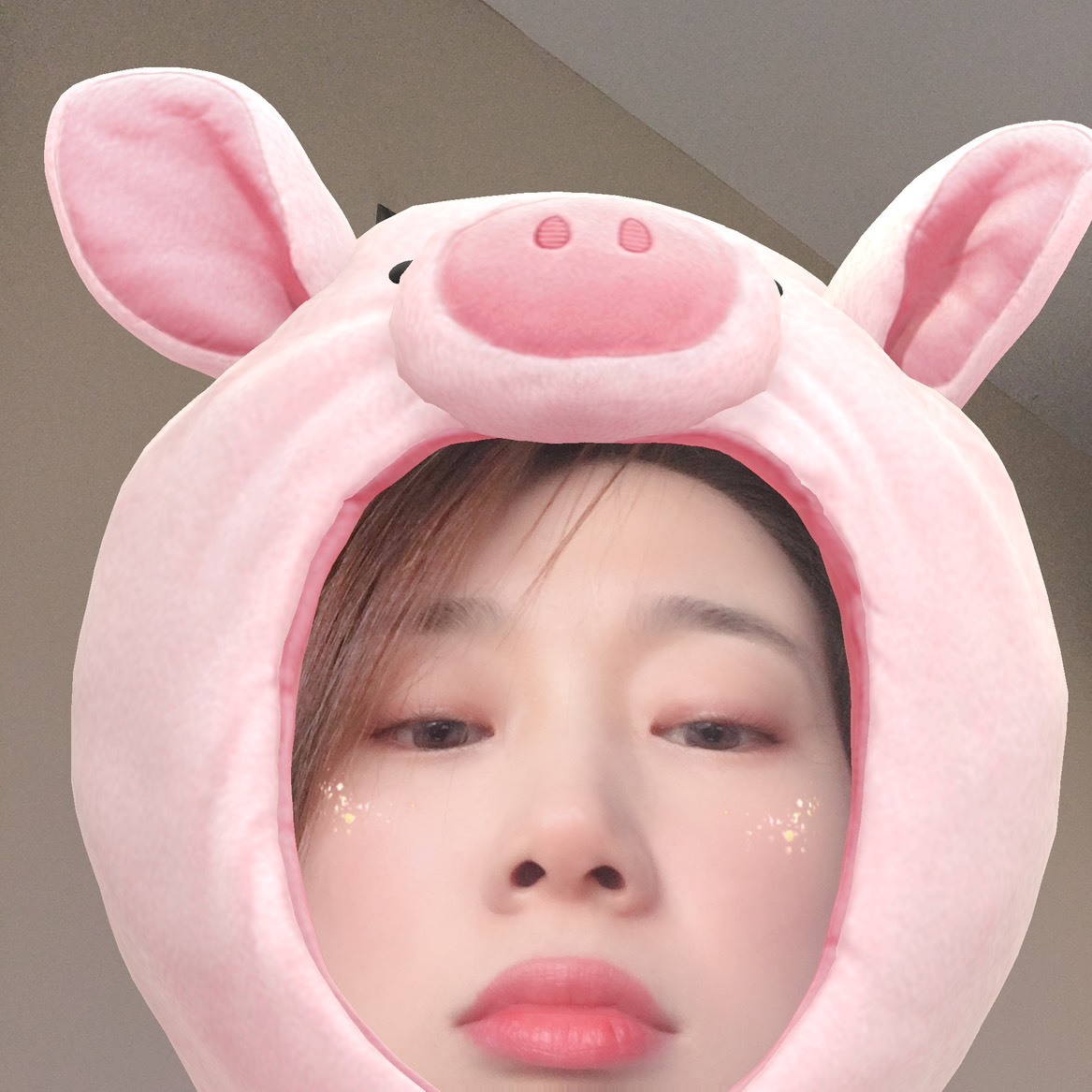 四儿LEO