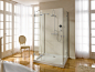 易美居选材发现BETTESUPRA凭借其清晰的线条设计，能够和谐地融入各种不同风格的浴室。