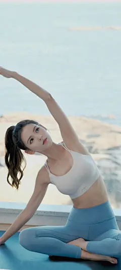 张予曦 瑜伽 健身 美女壁纸