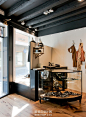 意大利Bastia Fuori复古雅致女装店设计_服装店设计,橱窗设计-服装店设计网