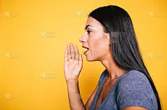 你能听到我说话吗?流言蜚语和聊天。