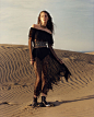 英国奢侈品牌 Alexander McQueen(亚历山大·麦昆) 2017春夏系列广告