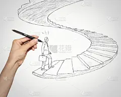 商人走楼梯通往封闭公司办公室的门