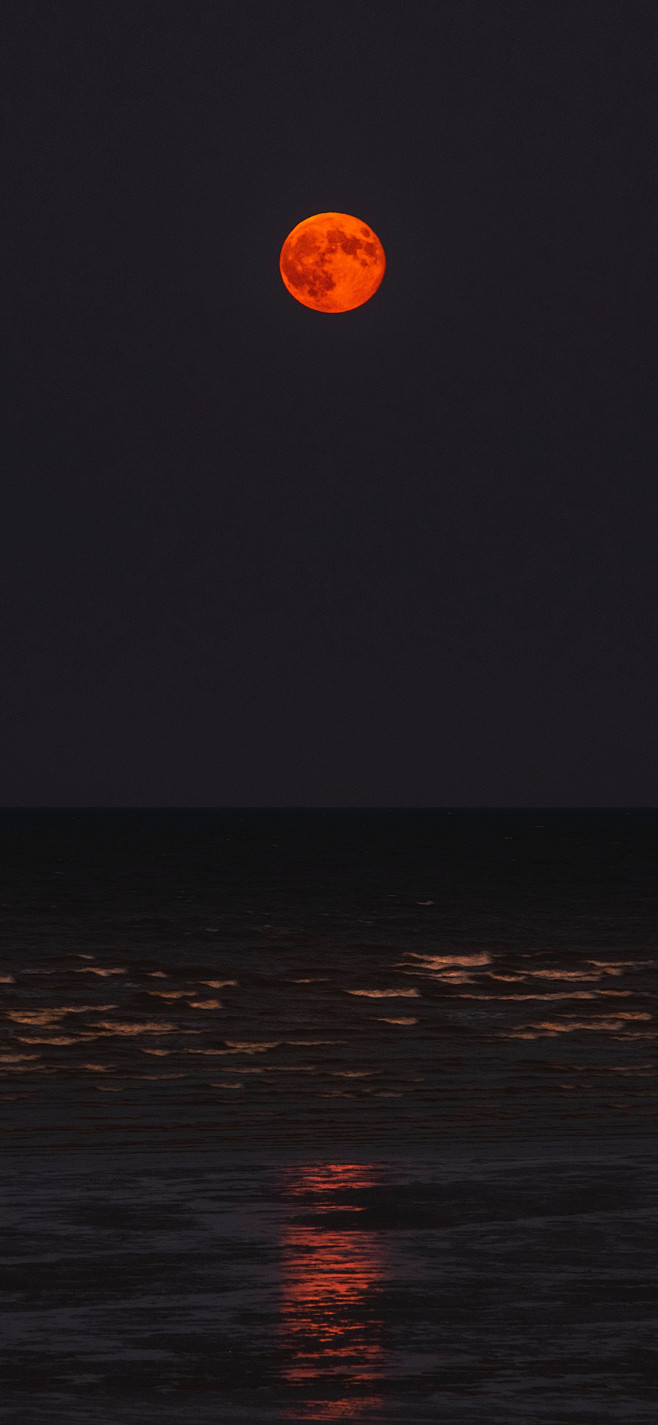 红月 月亮 夜晚 海面