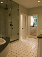 欧美风格别墅五室三厅卫生间淋浴房装修效果图