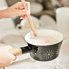日式ZAKKA简约花纹实木单柄搪瓷锅热牛奶锅汤锅加厚珐琅日本正品