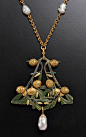 19世纪末法国新艺术运动珠宝设计大师René Lalique的珠宝作品。 ​​​​